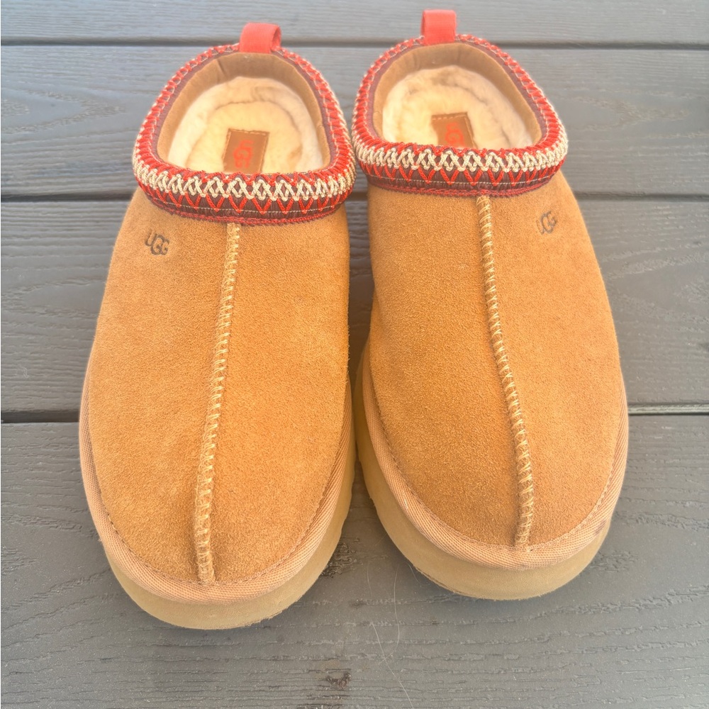 UGG Kids/ Women’s Tazz Platform Slipper